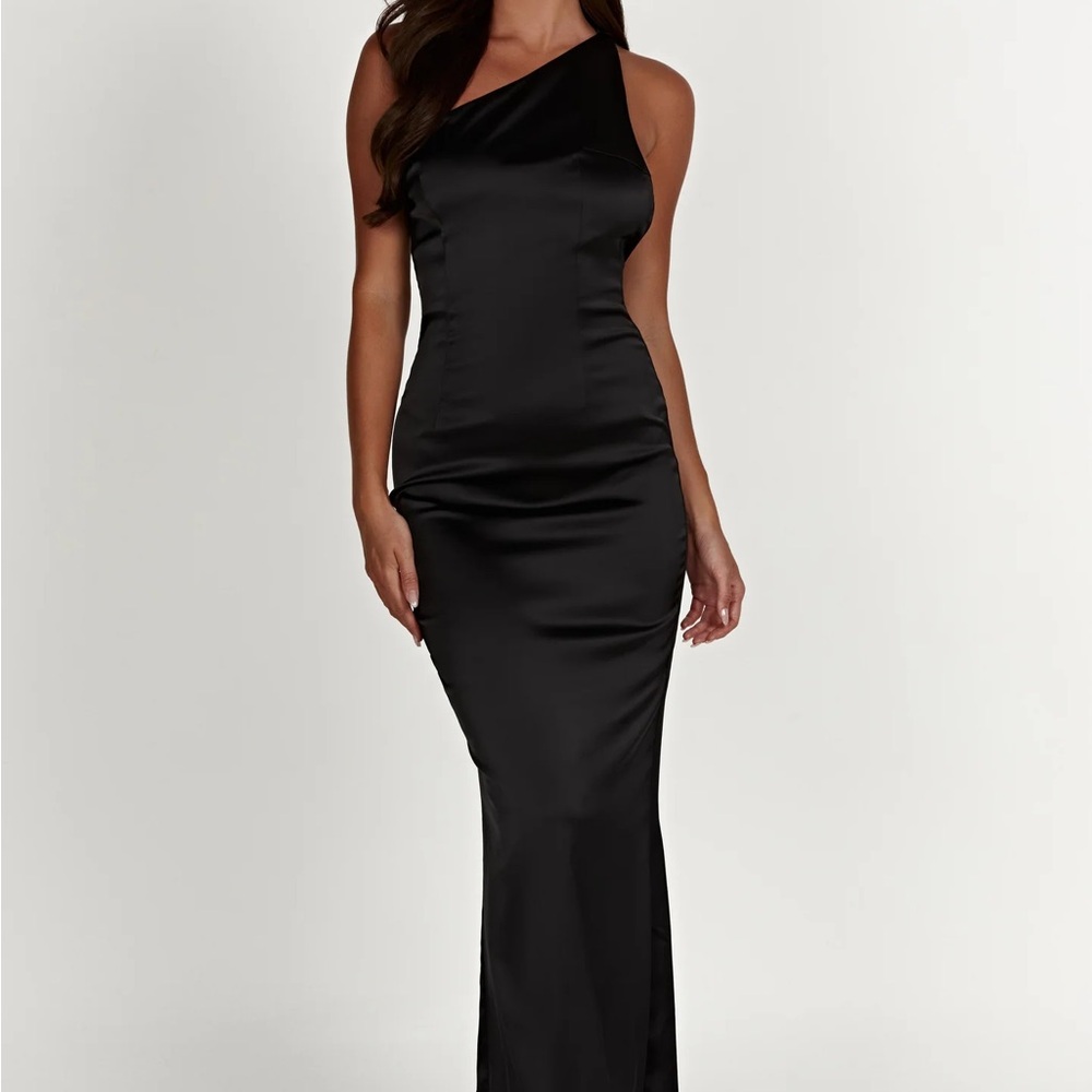 Meshki Harper Elegant Black One-Shoulder Dress
